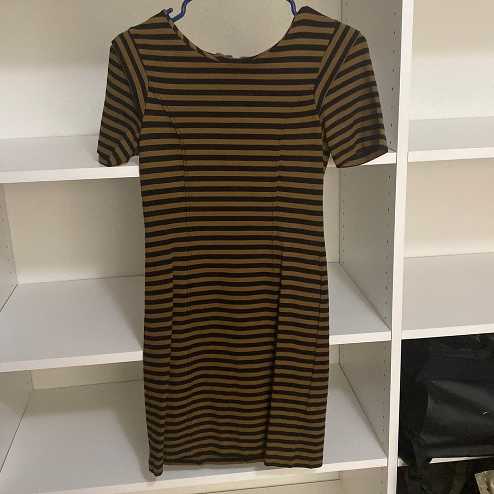 Form-fitting dress
